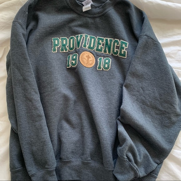 Grey Crewneck - Picture 1 of 1